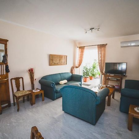 Apartment On Nikaias 5C Patras Eksteriør billede