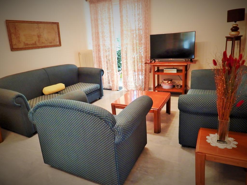 Apartment On Nikaias 5C Patras Eksteriør billede