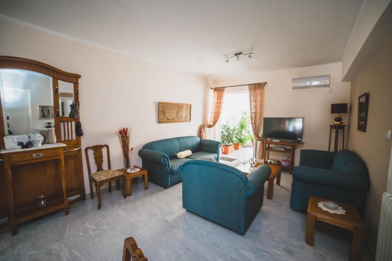 Apartment On Nikaias 5C Patras Eksteriør billede